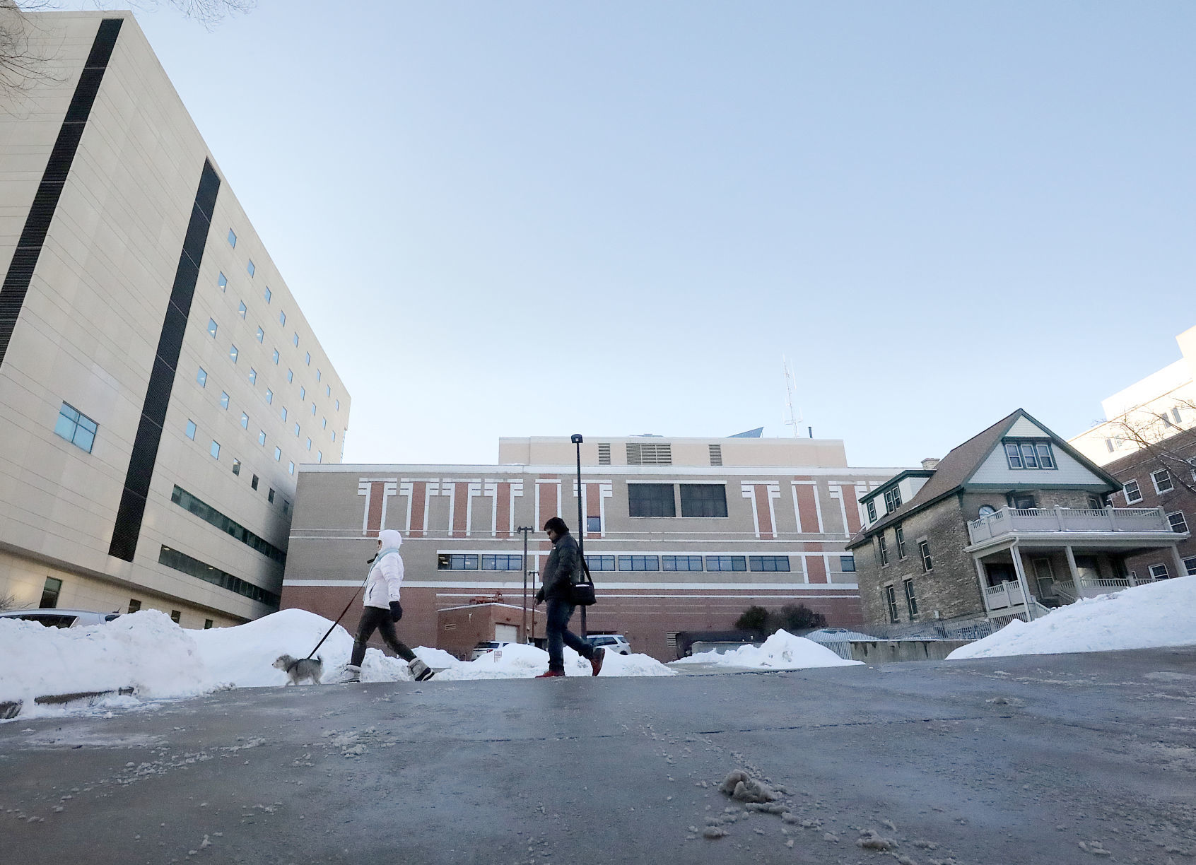 021919-wsj-news-jail-2